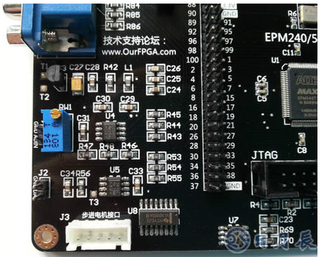STC89C51单片机对AD模数转换学习板的控制原理解析
