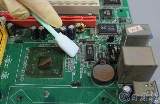 如何清洁PCB电路板？